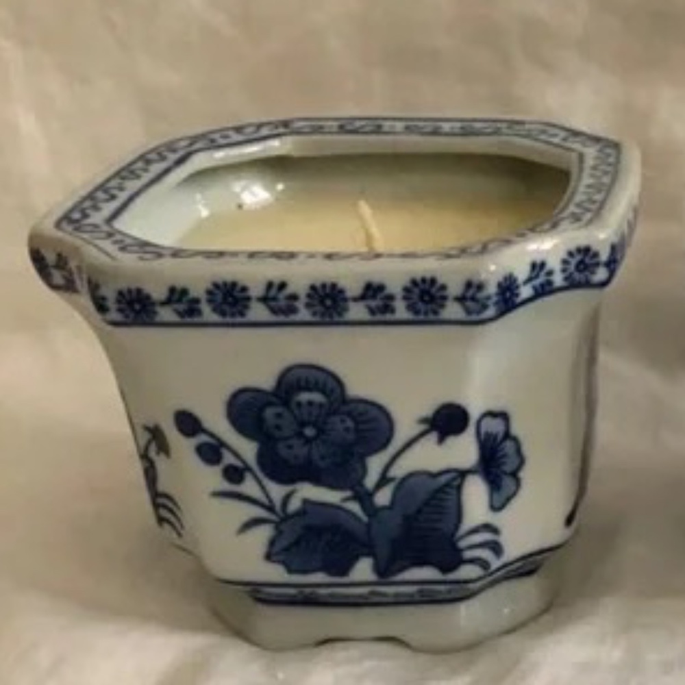 Chinoiserie mini cachepot plant pot with unscented candles inside unused Bombay